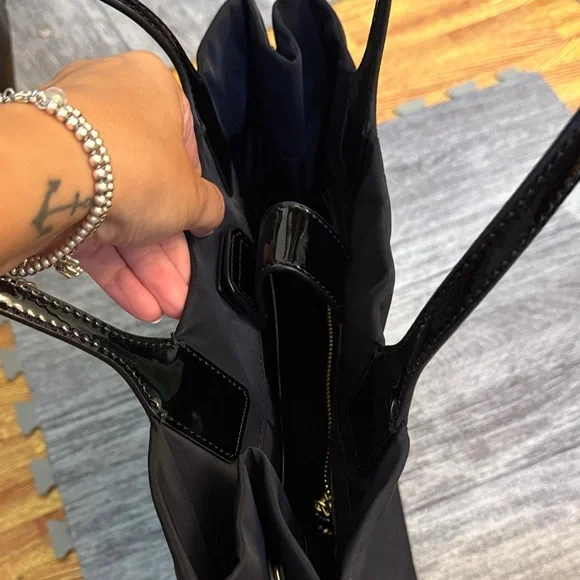 Tory Burch Mini Ella Black Patent Leather Trim Tote - Picture 10 of 11